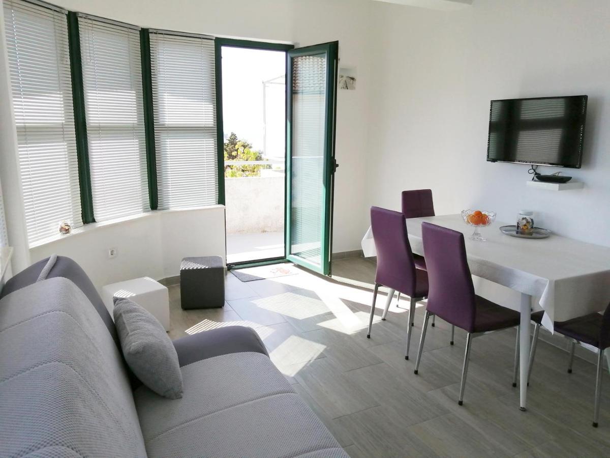 Apartmani Radic Primosten Exterior photo